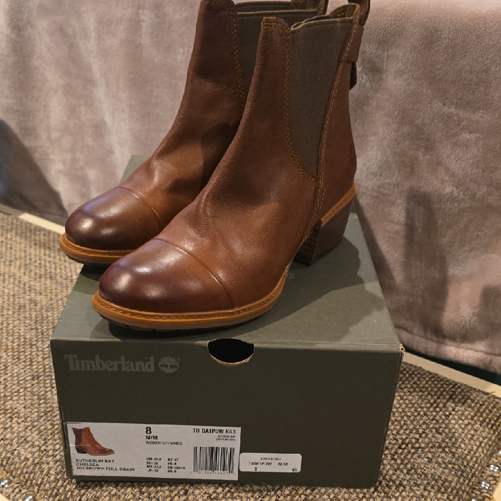 Timberland Women's Tan Leather Ankle Booties